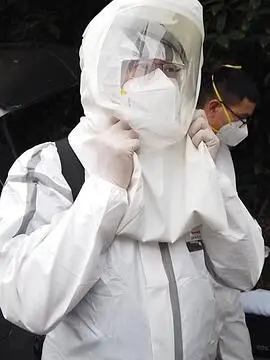 隐姓亿万富翁